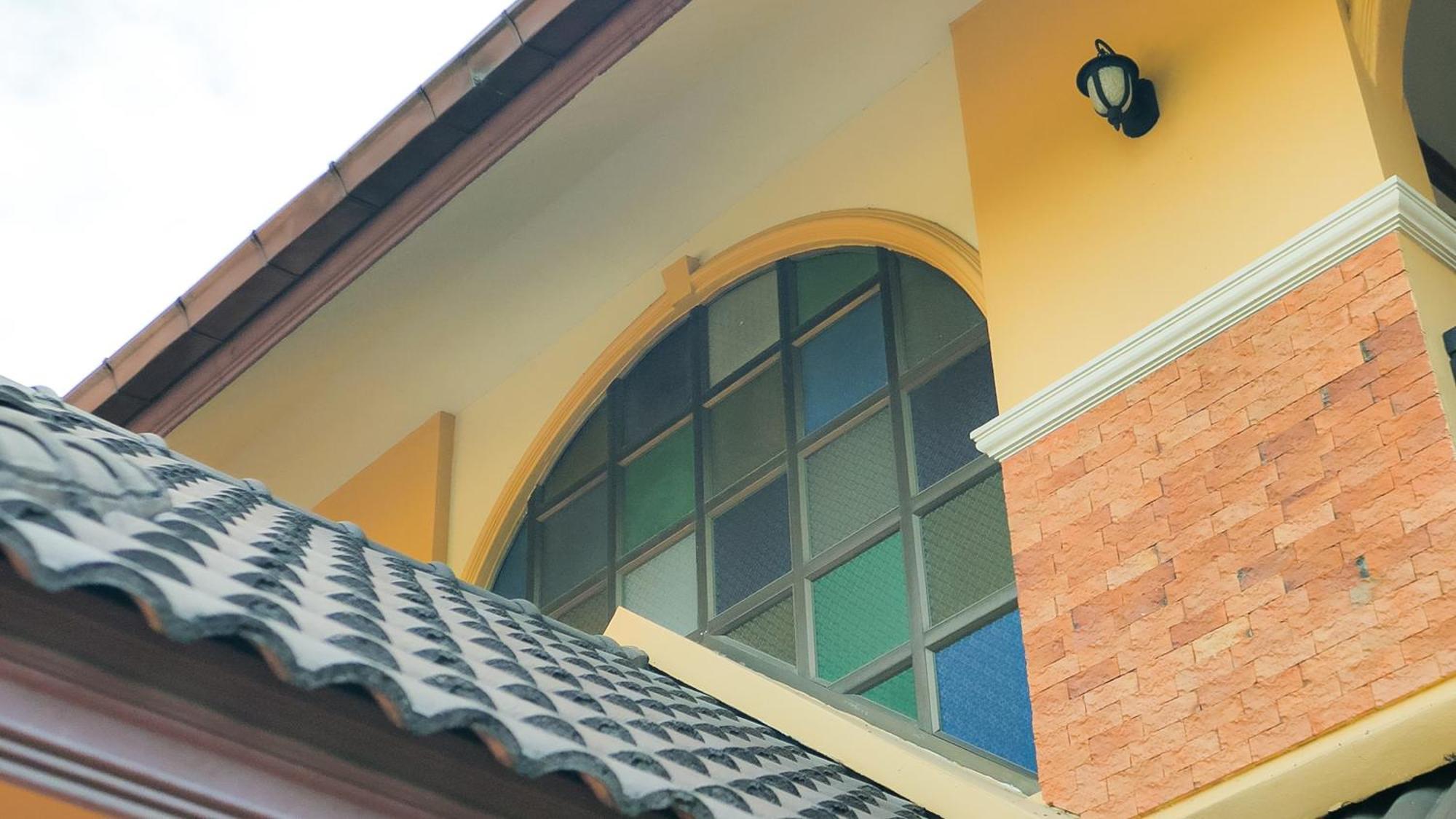 Siam Avari Hotel, Chiang Rai Eksteriør bilde